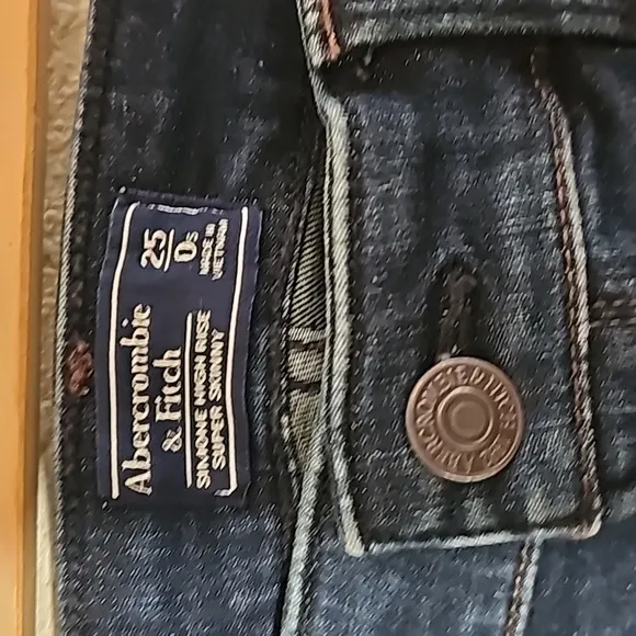Abercrombie Simone High Rise Skinny Jeans