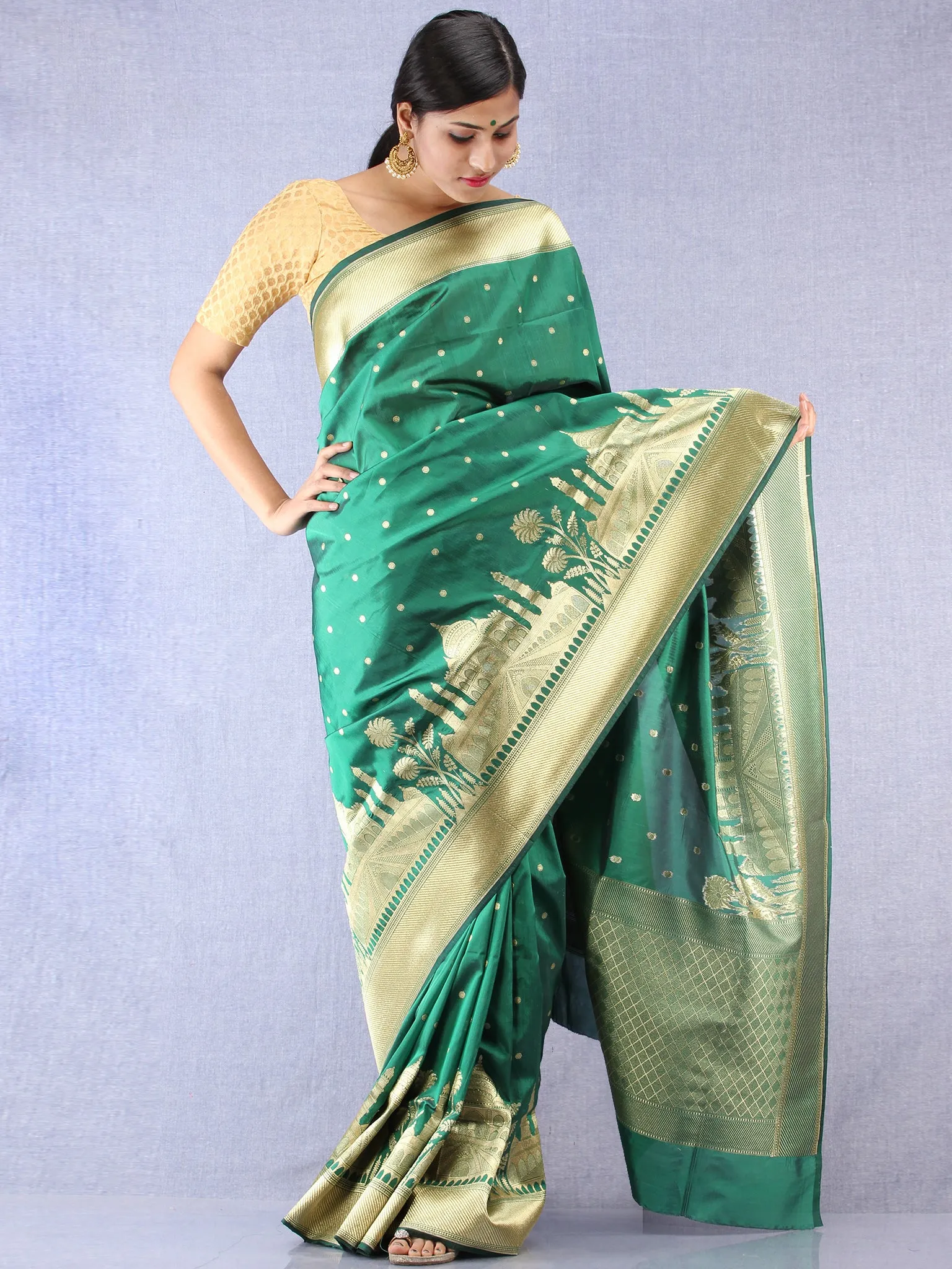 Banarasee Silk Saree With Taj Mahal Motiff & Zari Work - Green Gold - S031704319