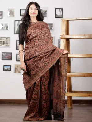 Brown Maroon Balck Maheshwari Silk Hand Block Printed Saree With Zari Border - S031702986