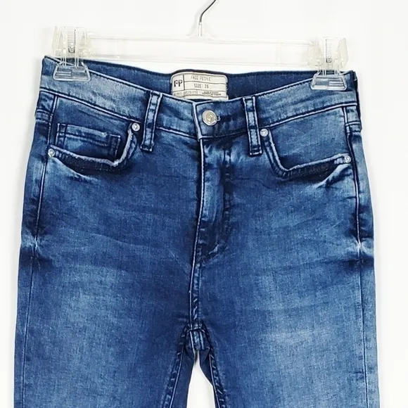 FREE PEOPLE high rise busted skinny jeans