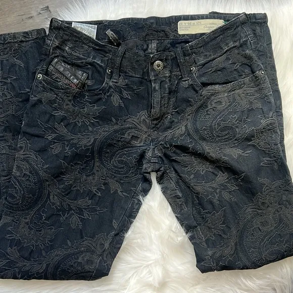 Gently Used Diesel Jeans - Grupee Sz 25 L 32 Women’s