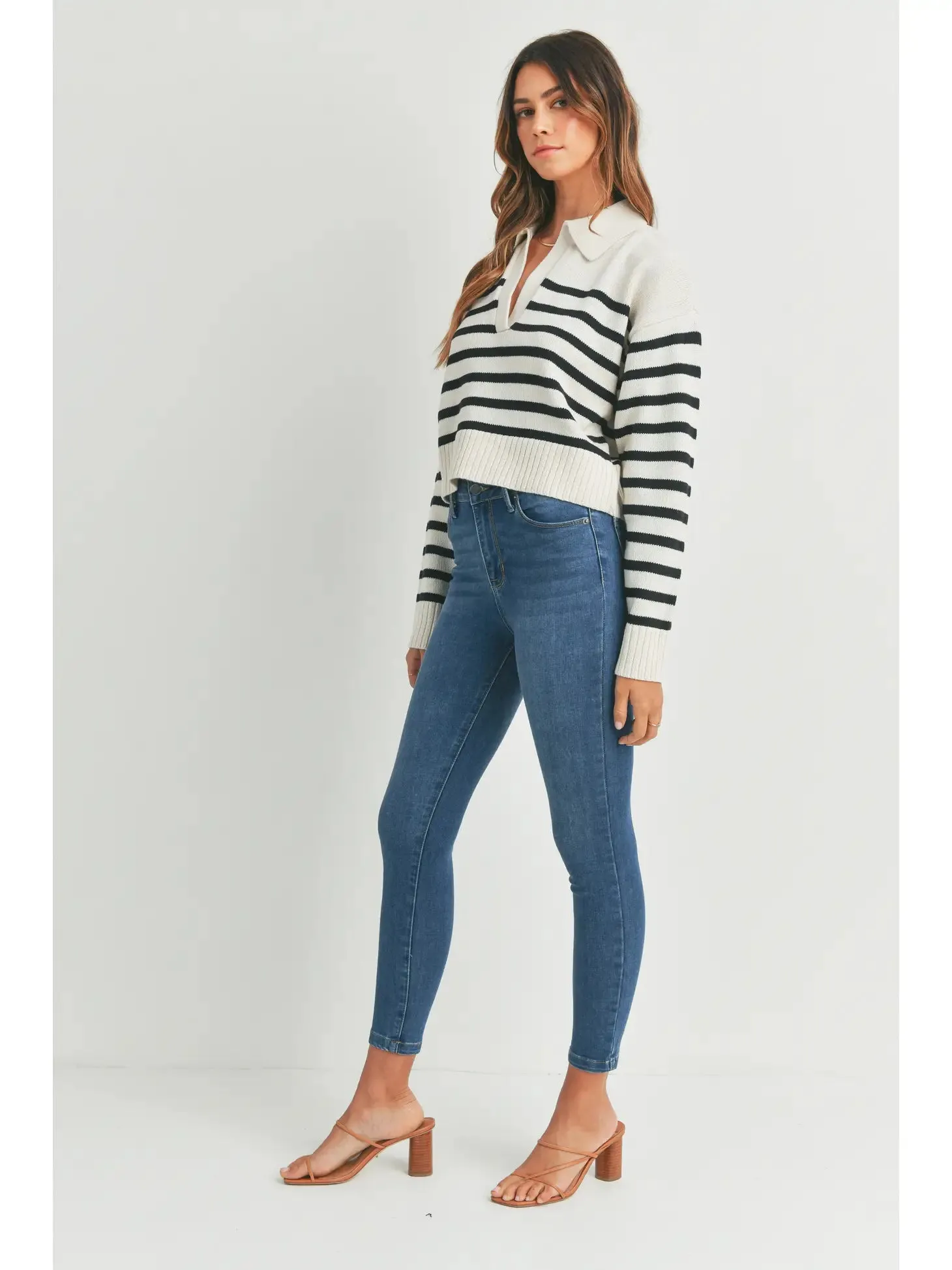 HIGH RISE PERFECT SKINNY WITH GRINDING // FINAL SALE