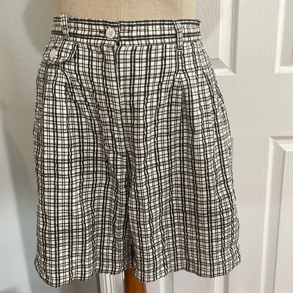 Karen Scott Bermuda shorts high waisted plaid 100% cotton black &amp; white size 8P