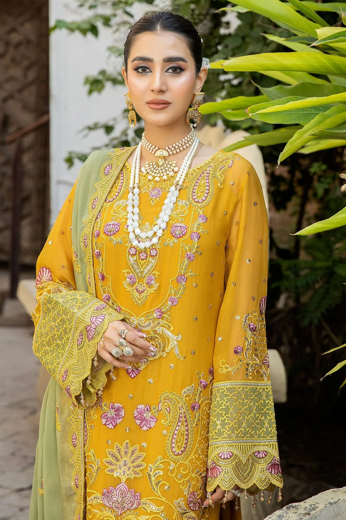 Latest Pakistani Salwar Kameez and Dupatta Party Dress