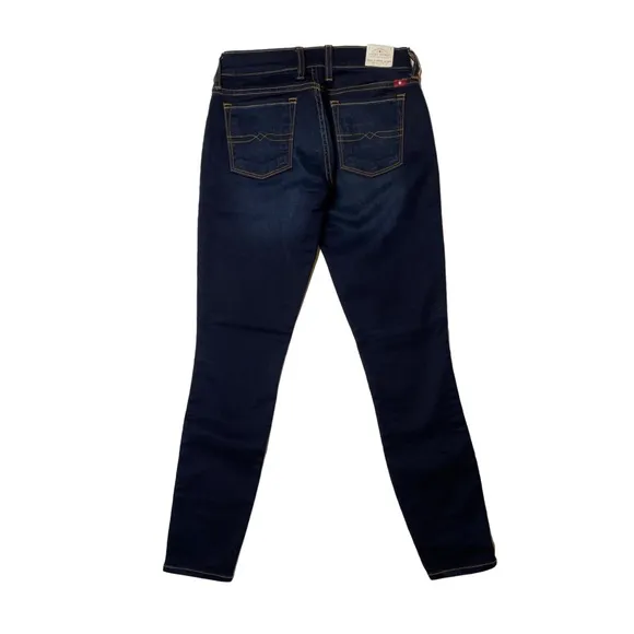 Lucky Brand | Charlie Super Skinny Jeans in‎ 25