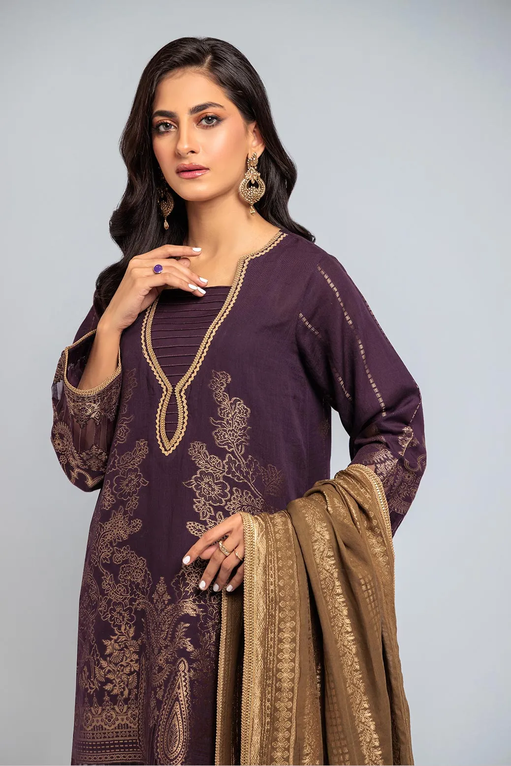 Magenta Pakistani Kameez Salwar Suit in Classical Jacquard Party Dress