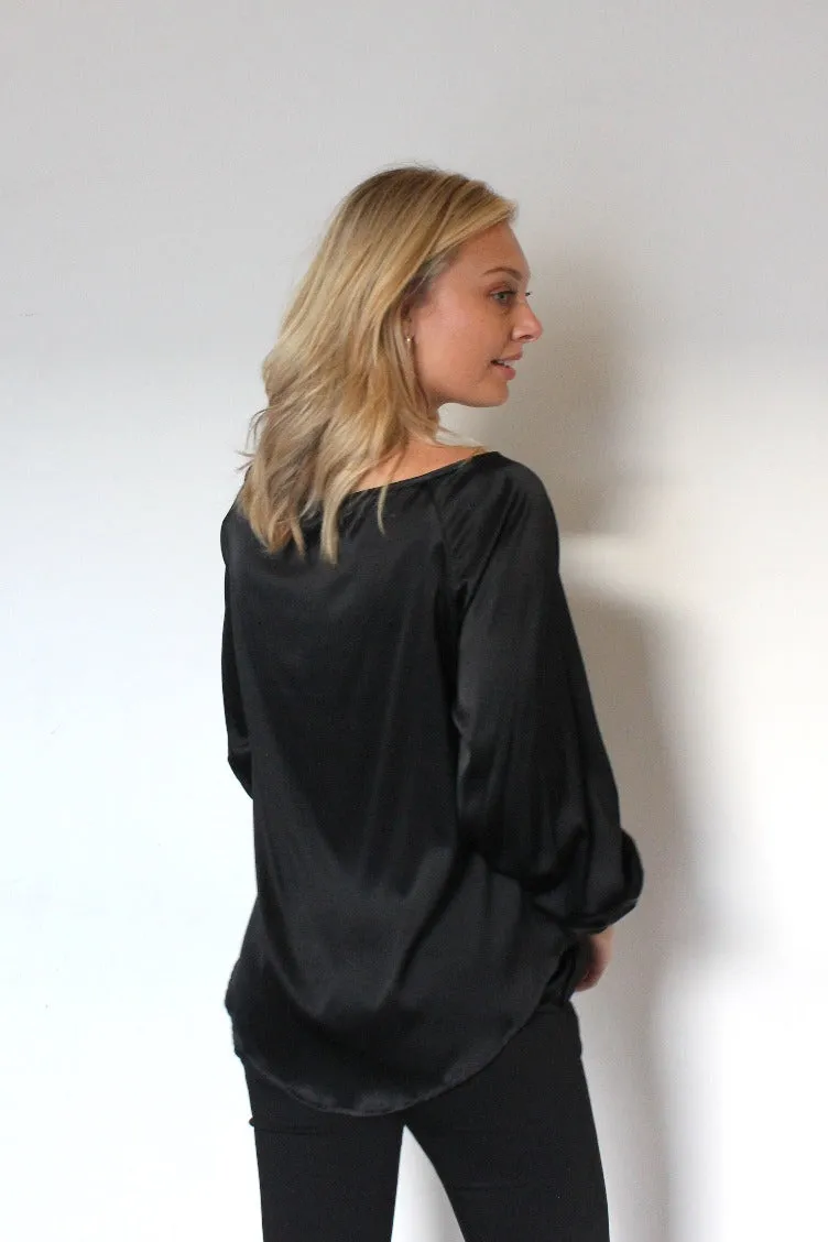 October Reign Queen B Blouse - Black