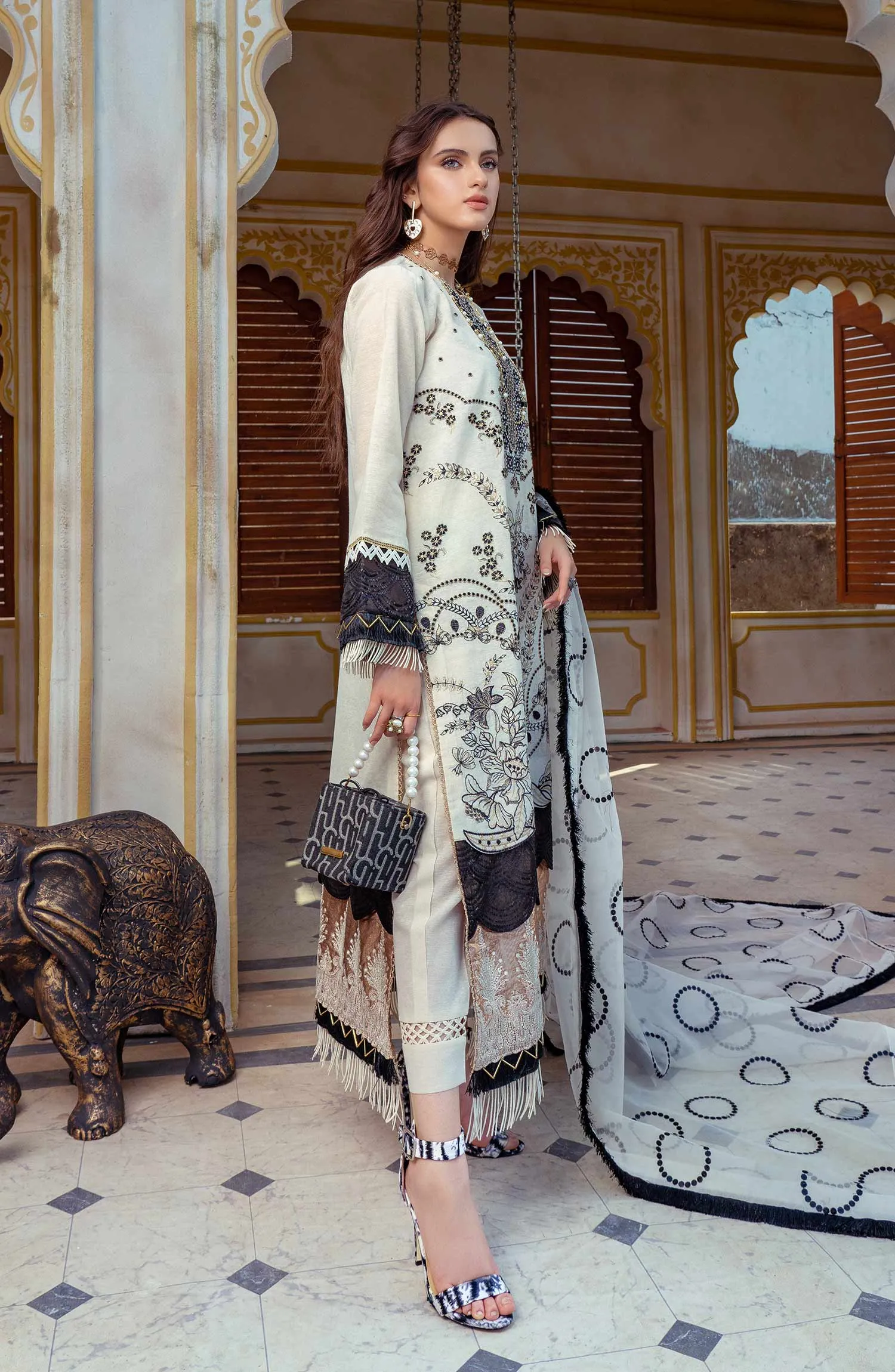 Pakistani Black and White Salwar Kameez and Dupatta