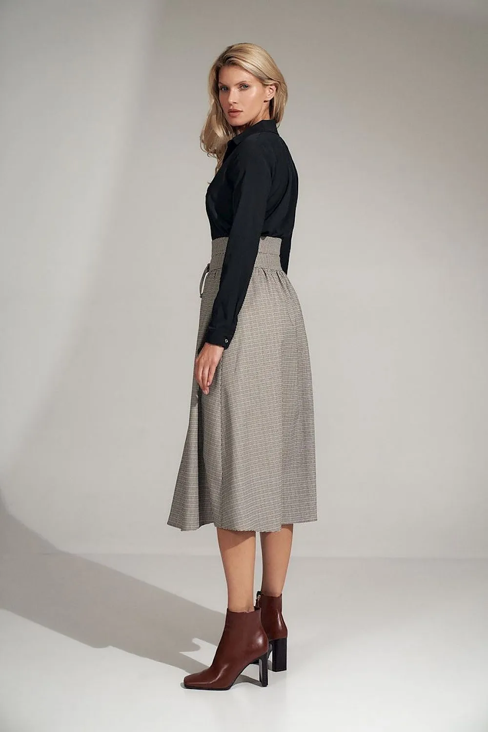 Skirt model 150787 Figl