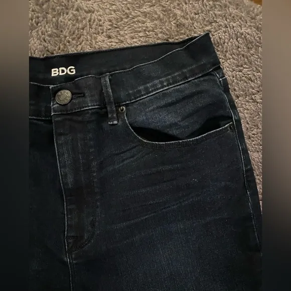 URBAN OUTFITTERS BDG Women’s Skinny Jeans